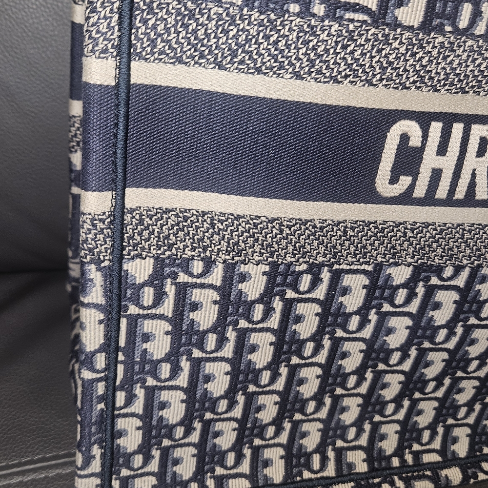 CHRISTIAN DIOR blue Oblique canvas LARGE BOOK Tote Bag - Picture 5 of 7